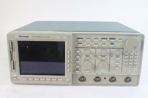 Tektronix Tds 644B Color 4-Channel 500Mhz 2.5Gs/S Digital Real-Time Oscilloscope