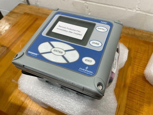 Rosemount 1056-02-24-32-AN Intelligent Analyzer New- Open Box