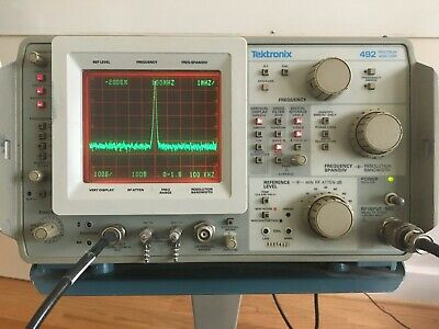 Tektronics 492 Spectrum Analyzer Option 1,2,3 Includes Tek Scope Cart