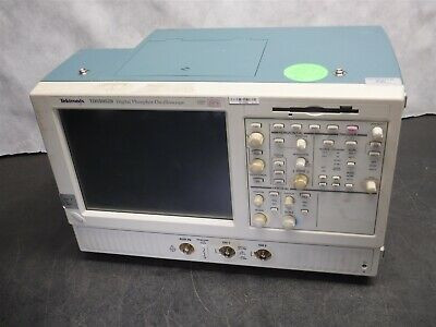 Used Tektronix Tds5052B B010022 Digital Oscilloscope 3F