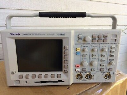 Cald Tektronix Tds 3052B Digital Phosphor Oscilloscope 500Mhz 2Ch, Extras Avail