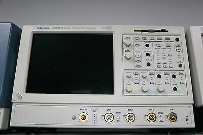 Tektronix Digital Phosphor Oscilloscopes Tds5054B