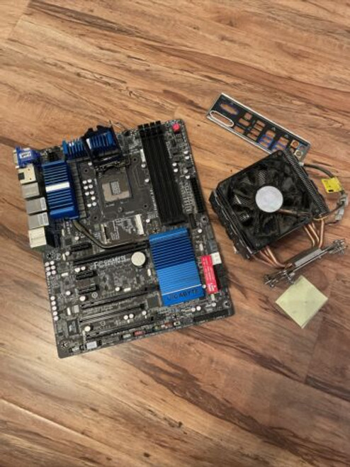 Gigabyte Ga-Z77X-Ud5H Lga 1155 Intel Z77 Hdmi Sata 6Gb/S Motherboard