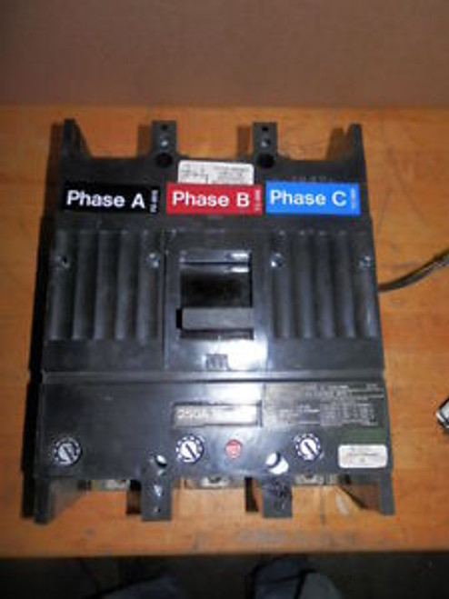 GE CIRCUIT BREAKER W/ SHUNT TRIP CATTJJ436250 250A/600V/3POLE 24 VDC shunt