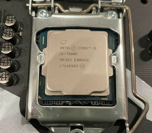 7Th Gen Intel Core I5-7600K  Lga-1151 Desktop Cpu Processor Sr32V 3.80Ghz 4-Core