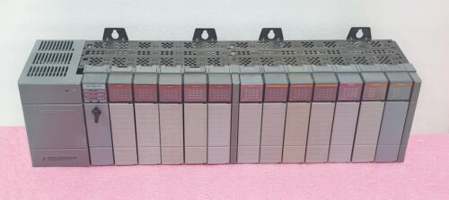 Allen-Bradley  1746-A13 With Slc 5/05, 7 X 1746-Ia16,3 X 1746-Ow16, 2 X 1746-Ox8
