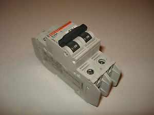 MERLIN GERIN 60167 D35A MULTI 9 C60 120/240V 2 POLE 35A CIRCUIT BREAKER