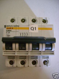 MERLIN GERIN 25015 C60H C 25  FOUR POLE 400VAC