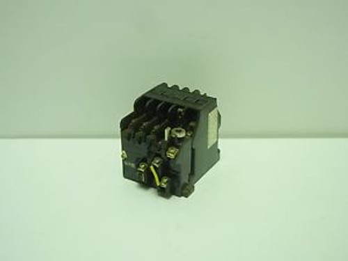 FUJI ELECTRIC SRC 3631-5-1 USED AC MAGNETIC CONTACTOR W/O CASECOVER SRC363151