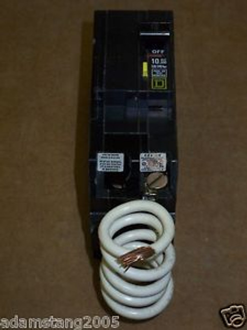 SQ D QOB QOB215GFI 2 pole 15 AMP CIRCUIT BREAKER GF GFI GFCI Chipped Front