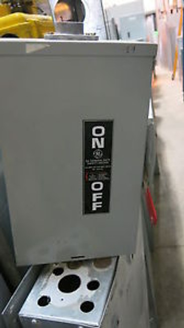 General Electric TGN3323R 100 Amp, 240 Volt 3 Phase FUSIBLE Disconnect