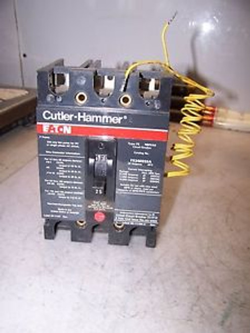 CUTLER HAMMER 25 AMP SHUNT TRIP CIRCUIT BREAKER 480 VAC 3 POLE FS340025A