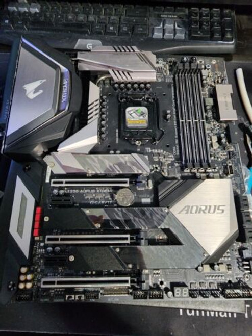 Aorus Xtreme Z390 Motherboard