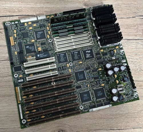 Intel Altserver/Cs Altair Pba 637768-204 Dual Socket 5 Motherboard + 2Xcpu + Ram