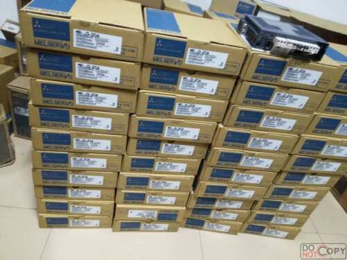 1Pcs New   Mr-J2-20Ct