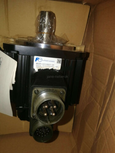 1Pc New   Servo Motor Gyc102Dc1-Sa