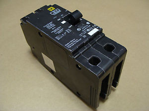 SQUARE D SCHNEIDER TYPE EJB EJB24030 3 POLE 30 AMP  240 / 480 V CIRCUIT BREAKER