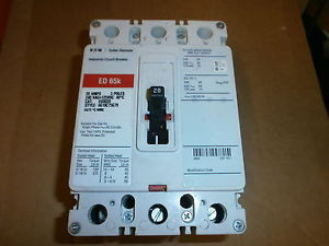 EATON CUTLER HAMMER  ED3020 3 POLE 20 AMP 240V USED  IA