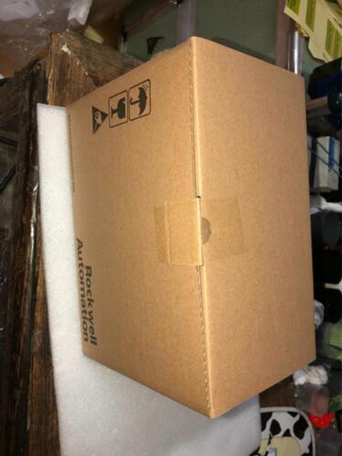 1Pcs New 22B-A8P0N114