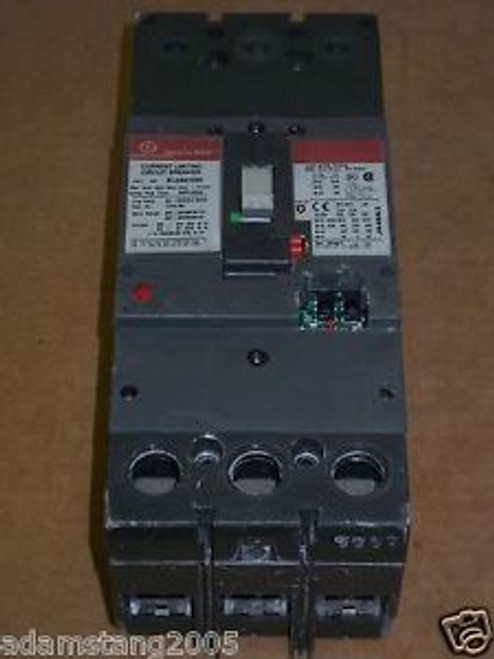 GE SFLA 3 pole 250 amp 600v SFLA36AT0250 Circuit Breaker Chipped Corners