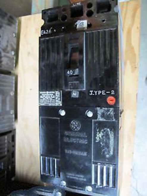 GE TB13040BWE05 Tri Break Circuit Breaker