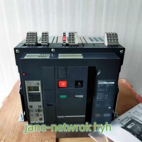 1Pcs Fixed Circuit Breaker Mt32H1 5.0A 3P/3200A New Fedex Or Dhl
