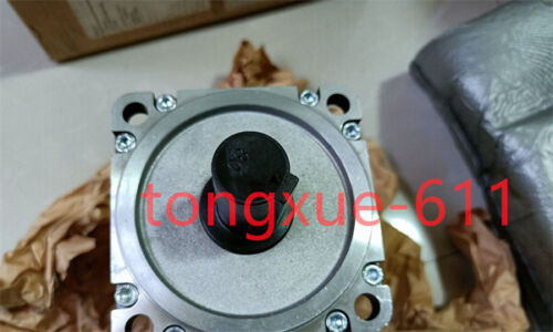 B&R Brand New Servo Motor 8Lsa44.R2030D000-3