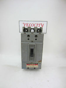 WESTINGHOUSE HF2020 2 Pole 20 Amp 600 Volt Circuit Breaker in a 3 Pole Frame