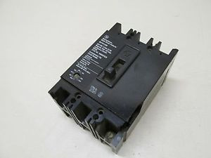 Westinghouse MCP MCP431550R 30 Amp 3 Pole 600 VAC Circuit Breaker Trip Chipped
