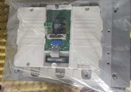 One    New Skiip1803Gb172-3Dfw