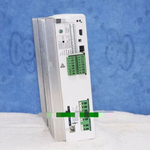 1Pc   Used 33.8204_E E220/240V 20A