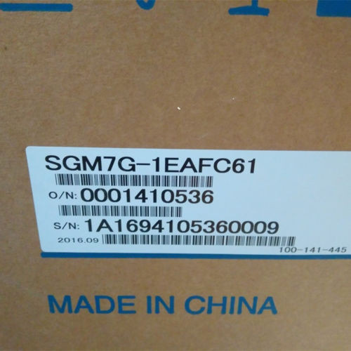 1Pc New  Servo Motor Sgm7G-1Eafc61