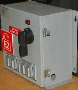 Daykin GPFS-05 Transformer Disconnect Switch 1kVA GPFS-05  1 kVA 480 V 3.4 Amps