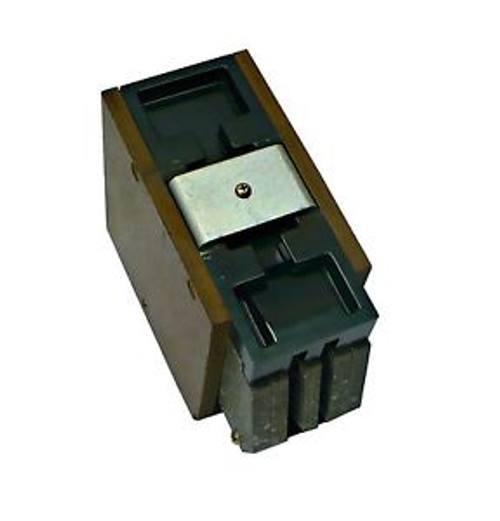 GE Arc Chute For A GE AK-50 1600 Amp Air Circuit Breaker (MZ)