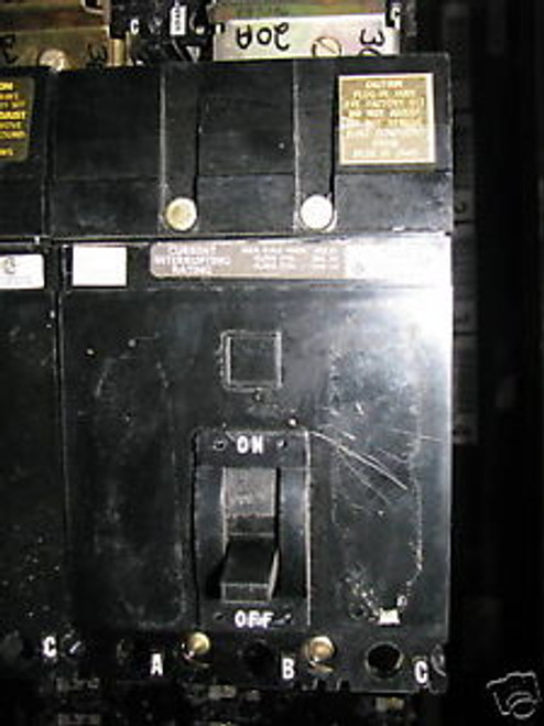 SQD FA34015, 15 AMP, 3 POLE, I LINE Circuit Breaker