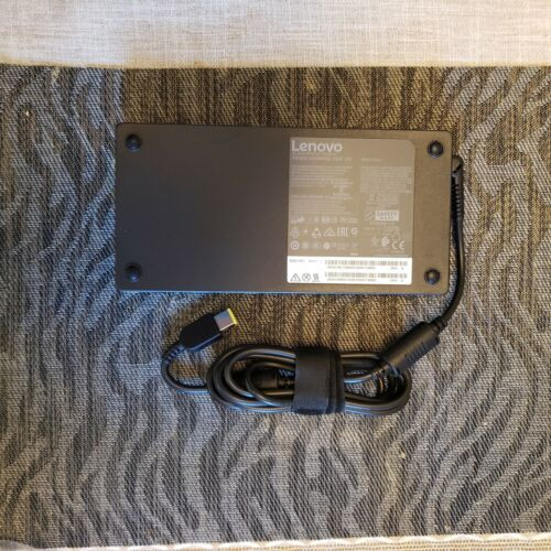 New Genuine Lenovo Thinkpad P70 Y540 20V 11.5A 230 Watt Ac Adapter Pn: 01Fr044