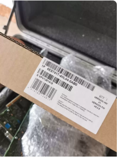 1Pc For  New  6Es7417-4Hl04-0Ab0