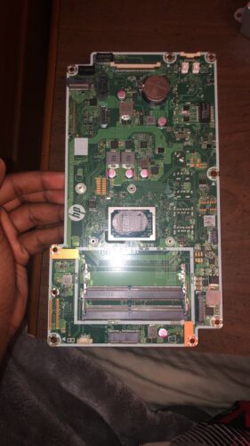 Hp 24" All-In-One Touchscreen 24-Df0040 Amd 3150U 2.4Ghz L90520-601 Motherboard