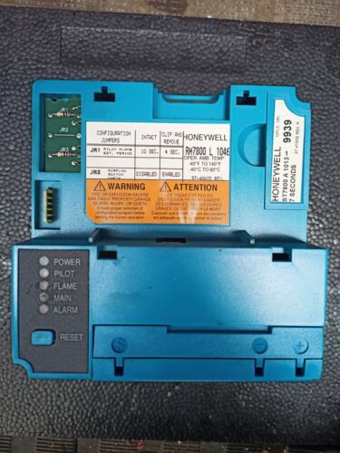 Honeywell Rm7800 L 1046 Burner Control W/ St7800 A 1013 7 Sec Timer Rm7800L1046