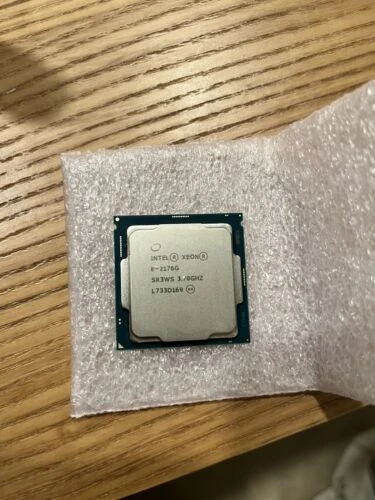 Intel Xeon E-2176G Coffee Lake 3.70 Ghz Lga-1151 80W Server Processor