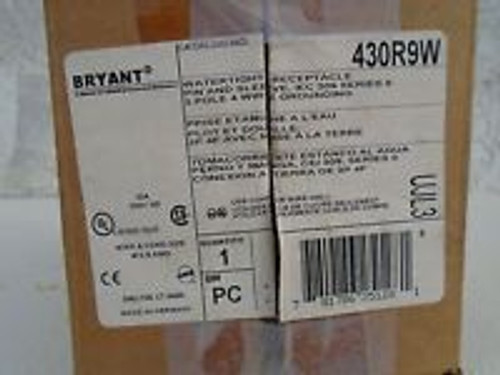 Bryant 430R9W Water Tight 30Amp Flanged Receptacle