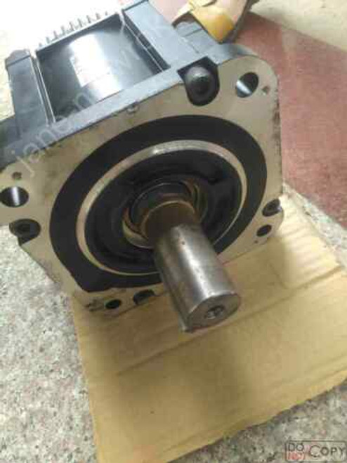 1Pcs 100% Tested    Servomotor Sgmgv-44Ada61