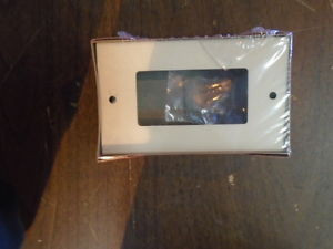 WIREMOLD V3048R RECTANGULAR IVORY PLATE COVERS NEW IN BOX 1 LOT OF 10 PLATES