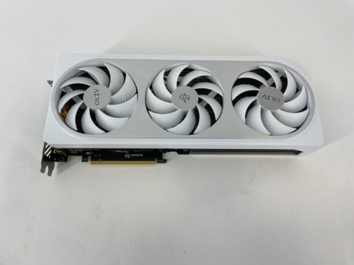 Aero Gigabyte Nvidia Geforce Rtx 4070 Ti Oc 12Gb Gddr6X 192 Bit Excellent Cond.