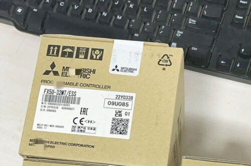 1Pcs New Fx5U-32Mt/Ess