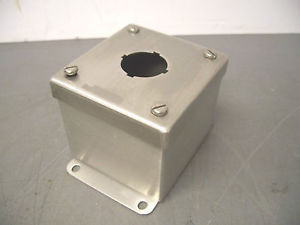 HOFFMAN SINGLE BUTTON ENCLOSURE SS CAT#E-1PBSS NOB