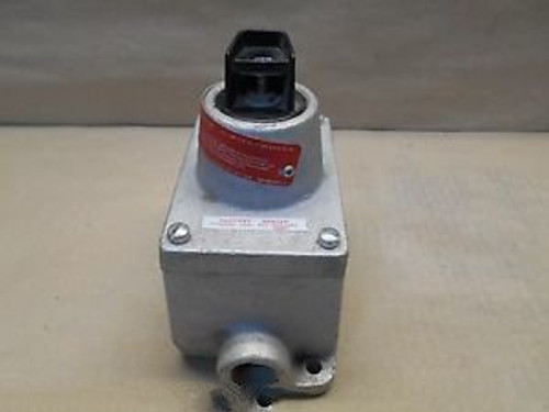 Crouse Hinds Efdc2437 Momentary Push Button Enclosure With 3/4 Hub