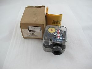 NEW DUNGS GMH-A4-4-6 46015-6 GAS PRESSURE SWITCH 60 DAY WNTY