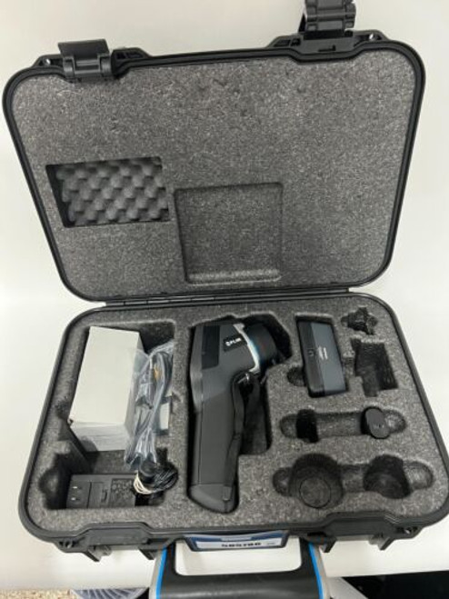 Flir E60 Handheld Thermal Camera, Carrying Case And 2 Batteries Included