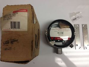 Gas/Air Pressure Switch, Honeywell Nib